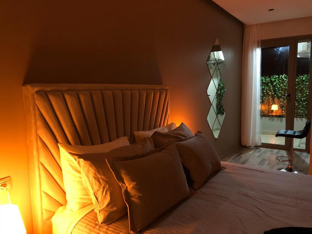 Luxury Floor, Center... Apartment